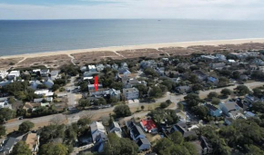 Beach Happy 4bedrooms-3bath steps to beach